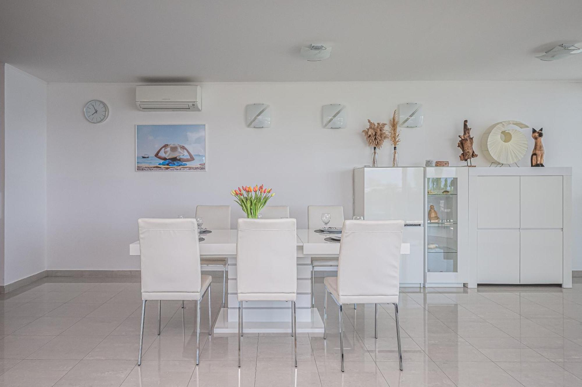 Ap 4+2 In One Of The Luxury Building In Apartment *
