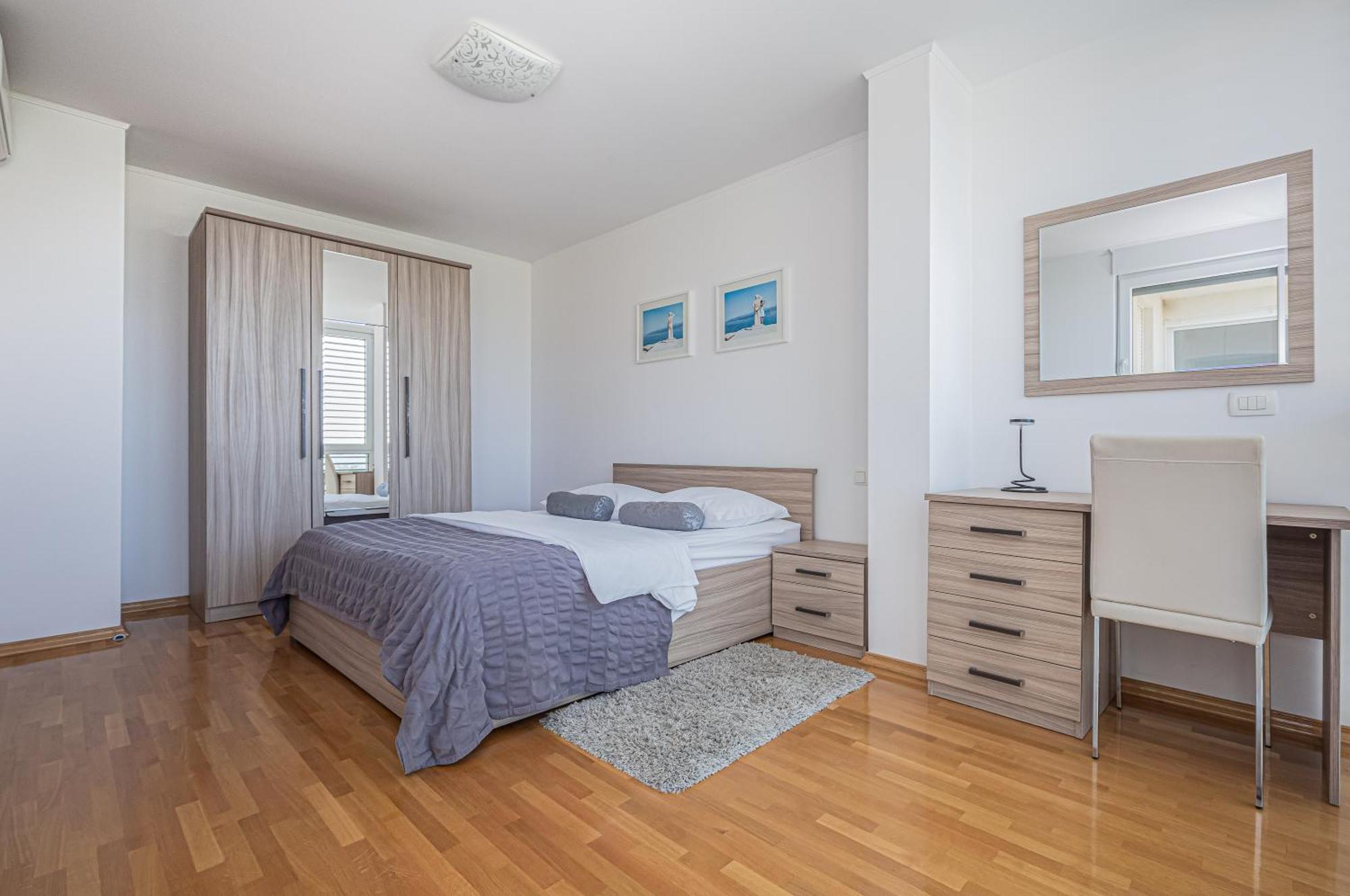 Apartment Ap 4+2 In One Of The Luxury Building In *