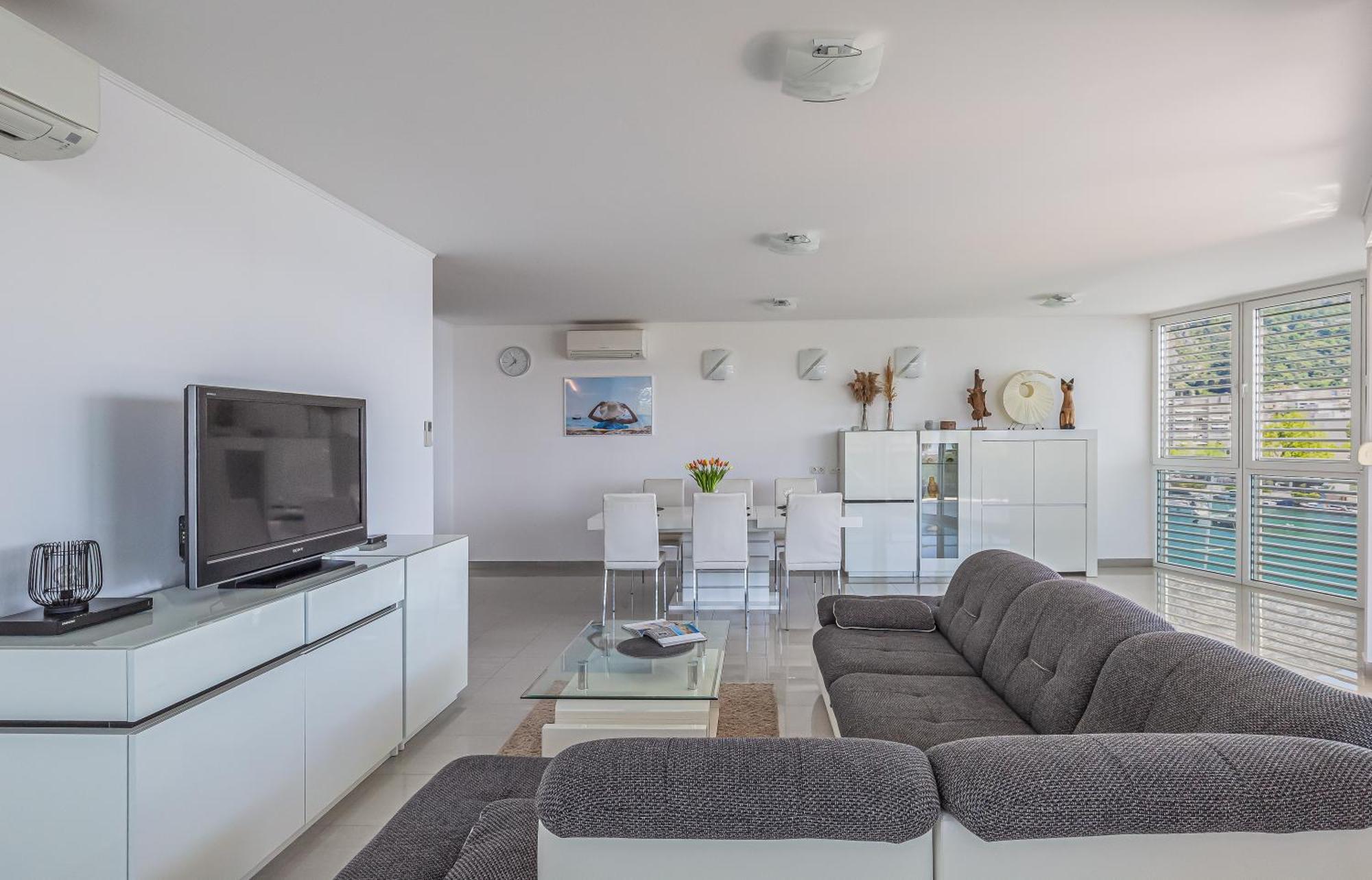 Ap 4+2 In One Of The Luxury Building In * Omis