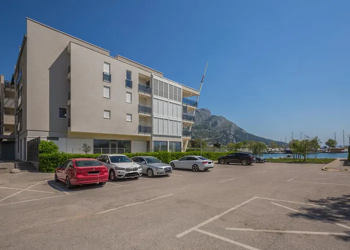 Ap 4+2 In One Of The Most Luxury Building In Omis